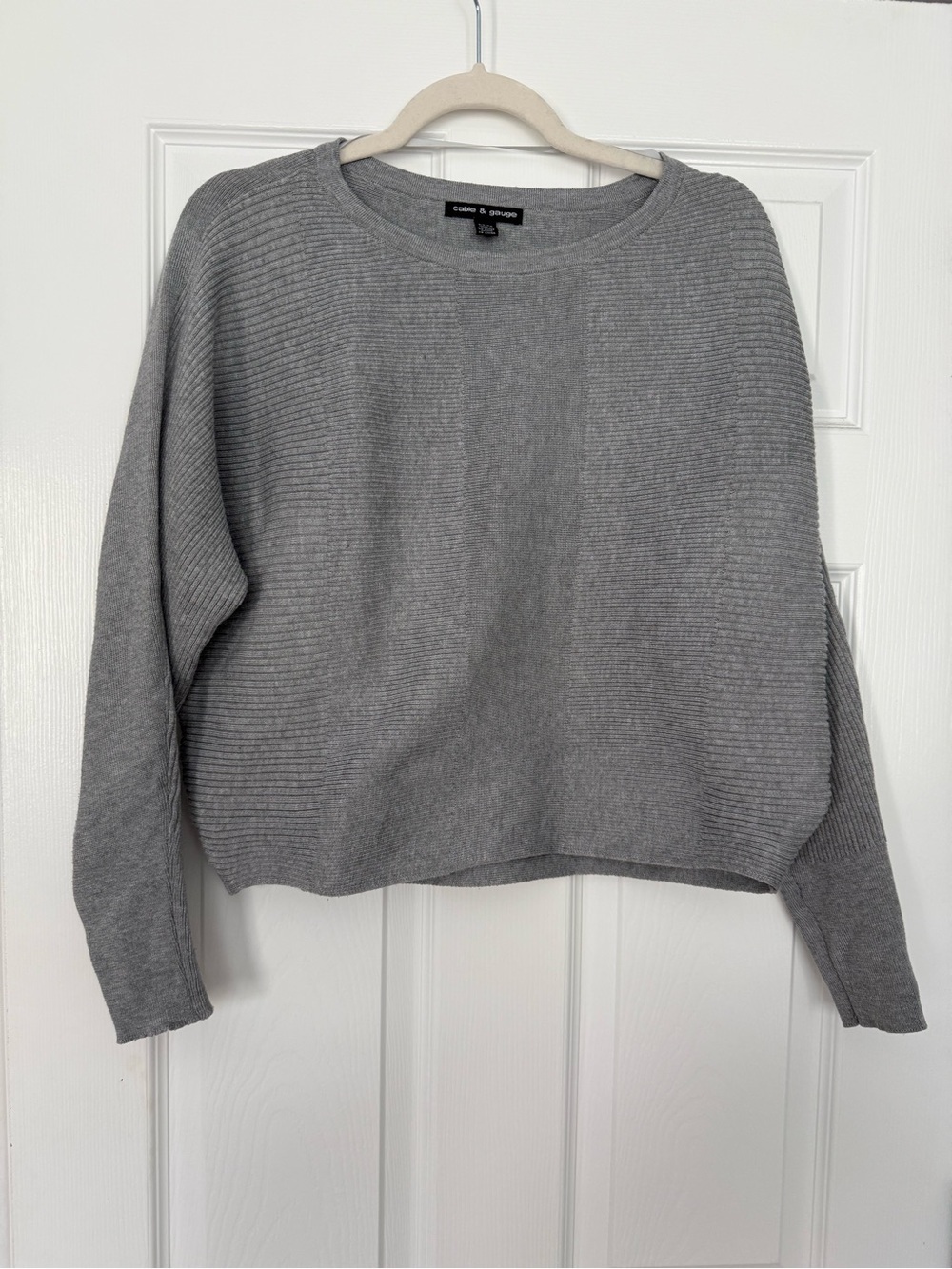 Cable and Gauge Gray Ribbed Crewneck Sweater- size S